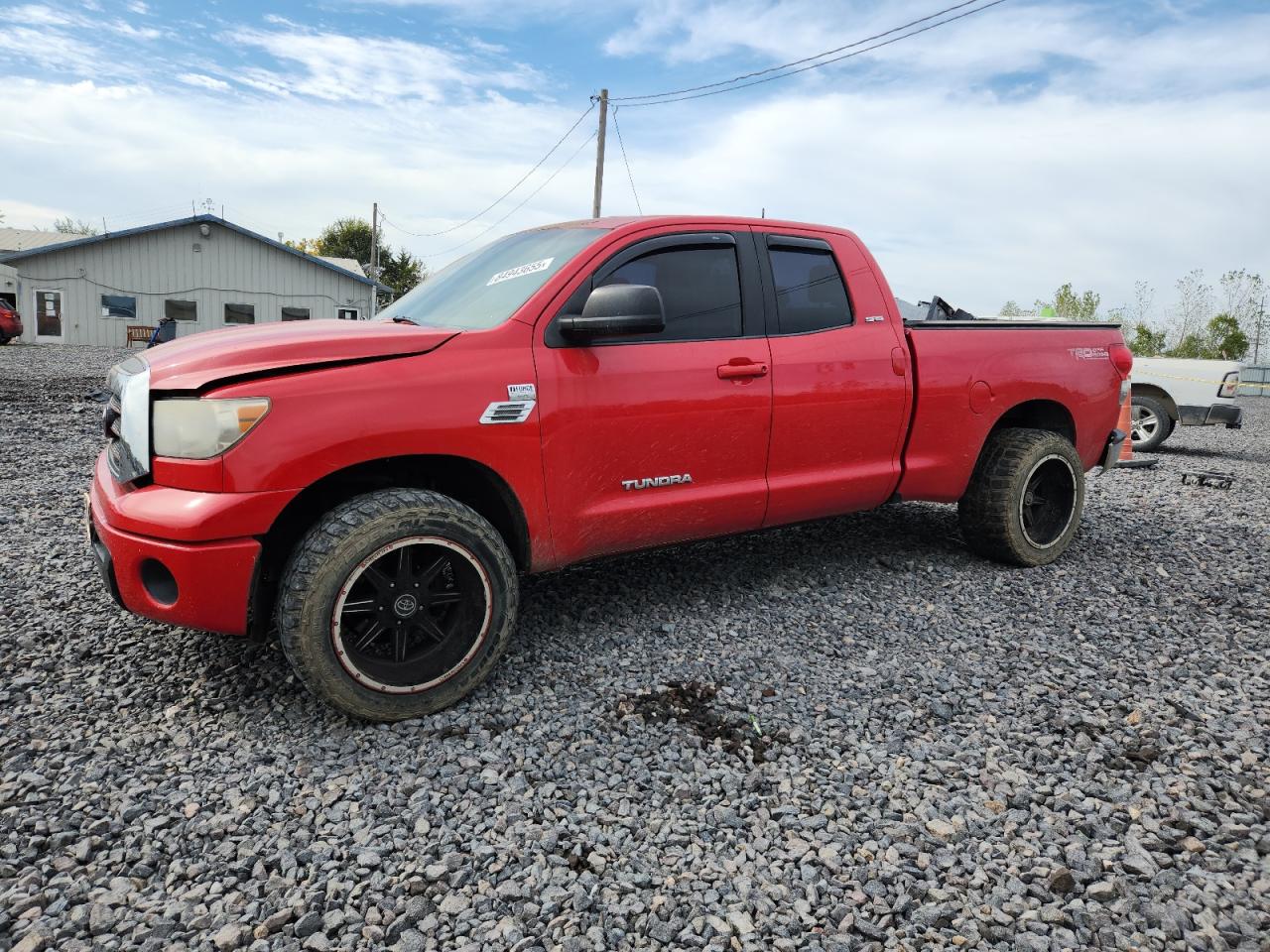 2008 Toyota Tundra, VIN 5TFRT541X8X025540 — Зад