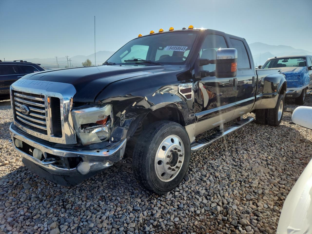 2008 Ford F-450 XL, VIN 1FTXW43R38ED76995 — Front end