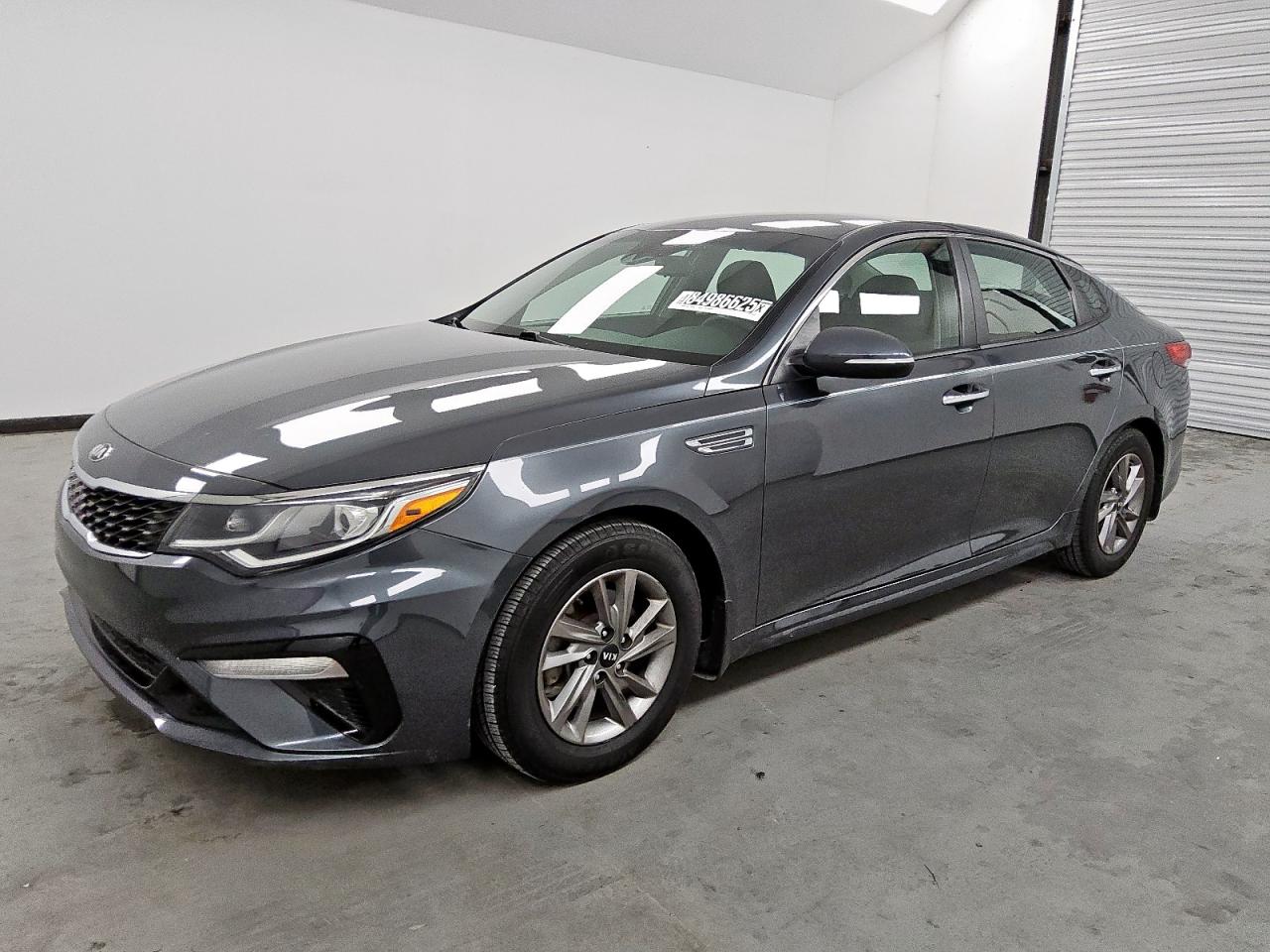 2020 Kia Optima LX, VIN 5XXGT4L30LG413221 — Front end