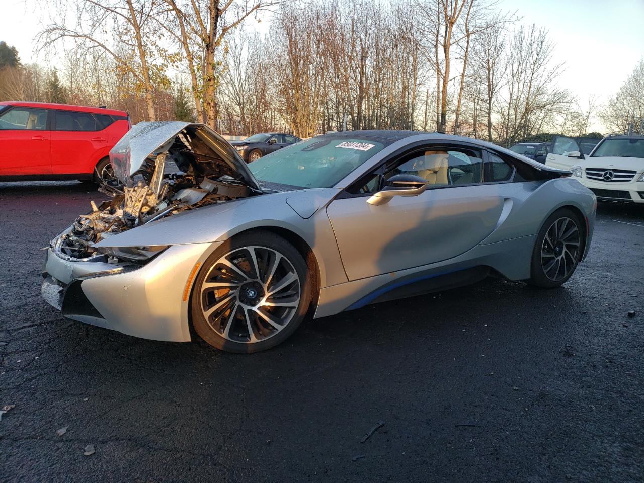 2014 BMW i8, VIN WBY2Z2C56EVX64641 — Перед