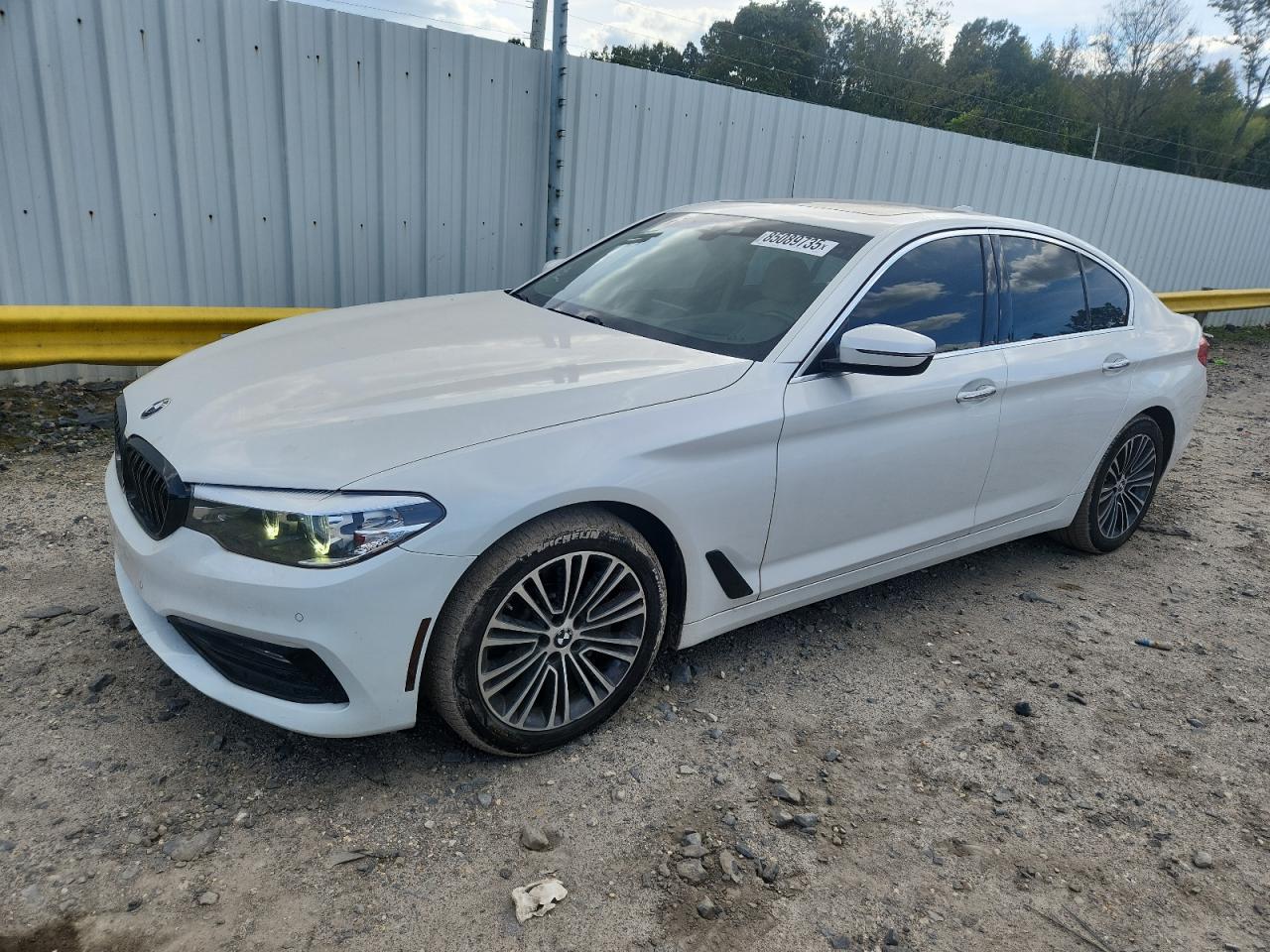 2018 BMW 5 Series 530i, VIN WBAJA5C58JWA39259 — Normal wear