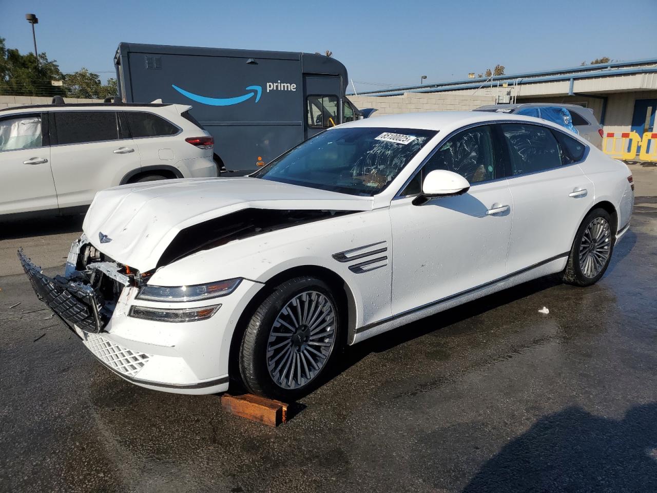 2023 Genesis G80, VIN KMTGE4S19PU005148 — Front end