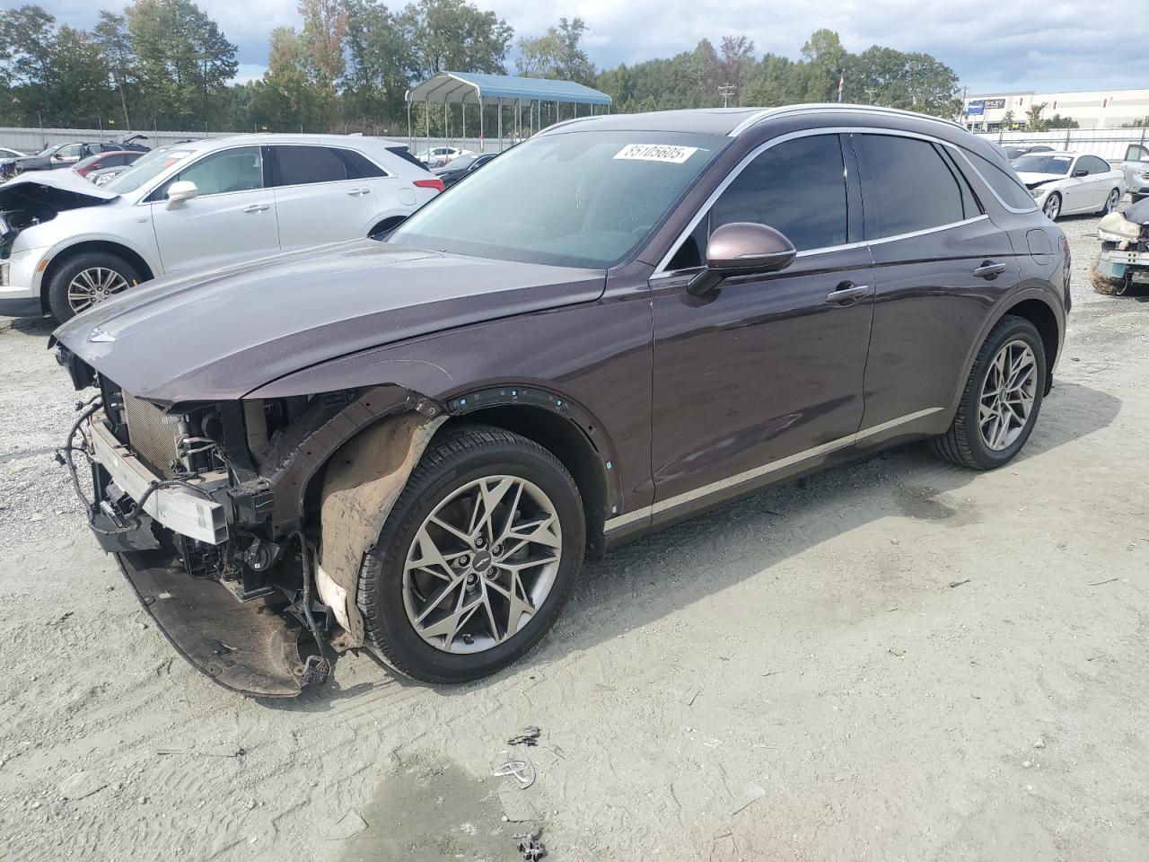 2022 Genesis GV70 2.5T, VIN KMUMADTBXNU044538 — Front end