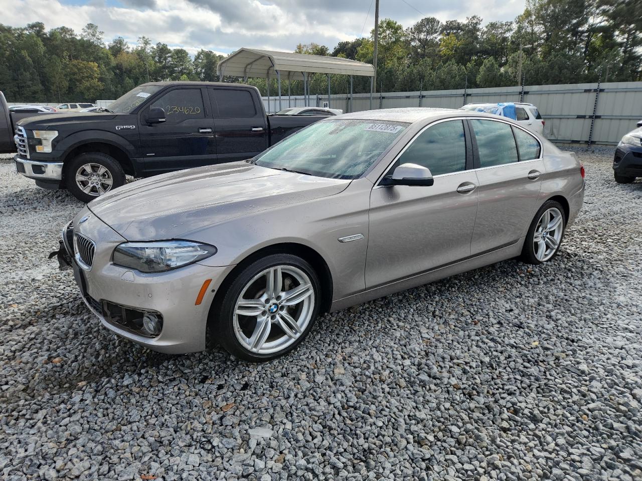 2016 BMW 5 Series 535i xDrive, VIN WBA5B3C55GG261017 — Front end