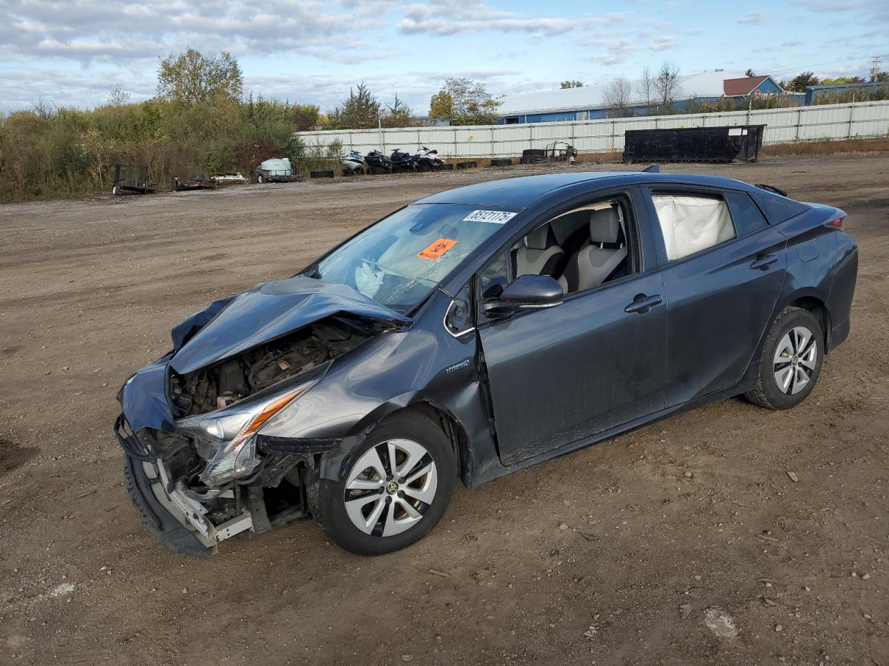 2017 Toyota Prius Two, VIN JTDKARFU7H3033298 — Front end
