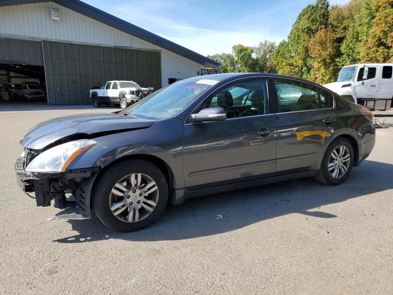 2011 Nissan Altima S, VIN 1N4AL2AP3BC115573 — Front end