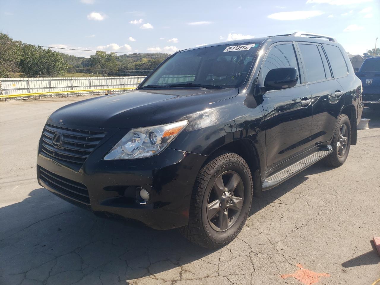 2008 Lexus LX 570, VIN JTJHY00WX84008480 — Minor dents and scratches