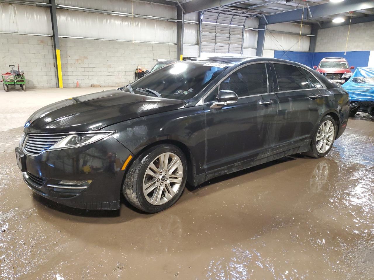 2014 Lincoln MKZ, VIN 3LN6L2JK2ER811735 — Water / flood