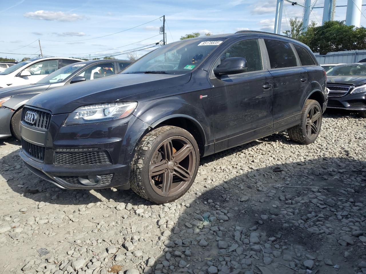 2013 Audi Q7 S line Prestige, VIN WA1DGAFEXDD009156 — Minor dents and scratches