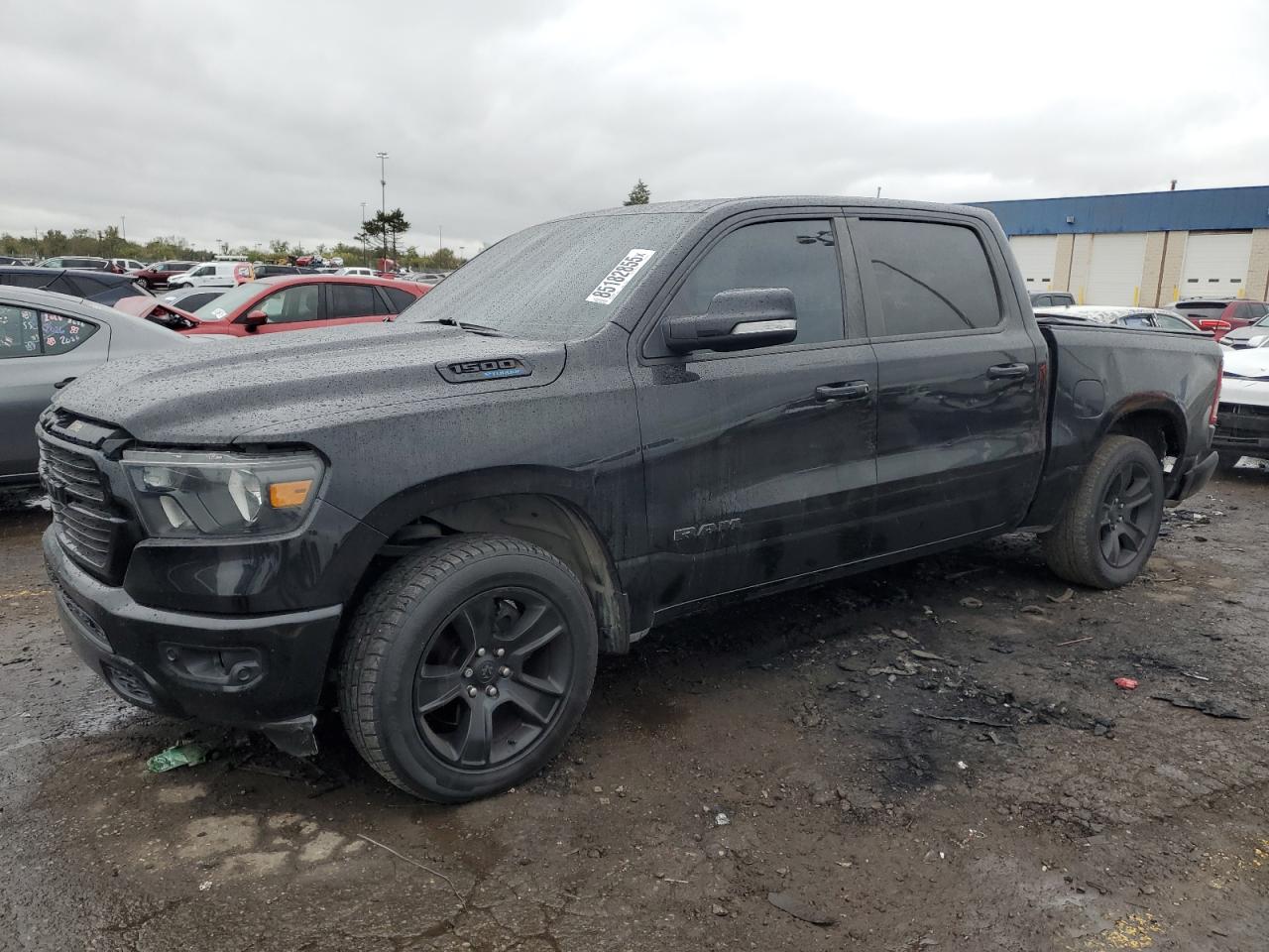2021 Ram 1500 Big Horn, VIN 1C6SRFFT5MN648761 — Повреждение рамы