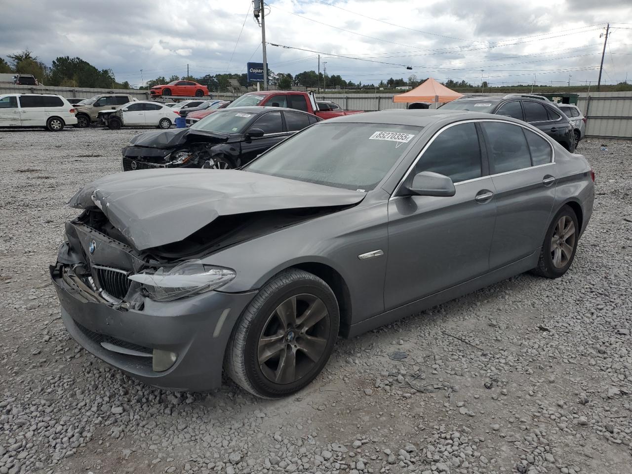 2011 BMW 5 Series 528i, VIN WBAFR1C50BC743513 — Front end