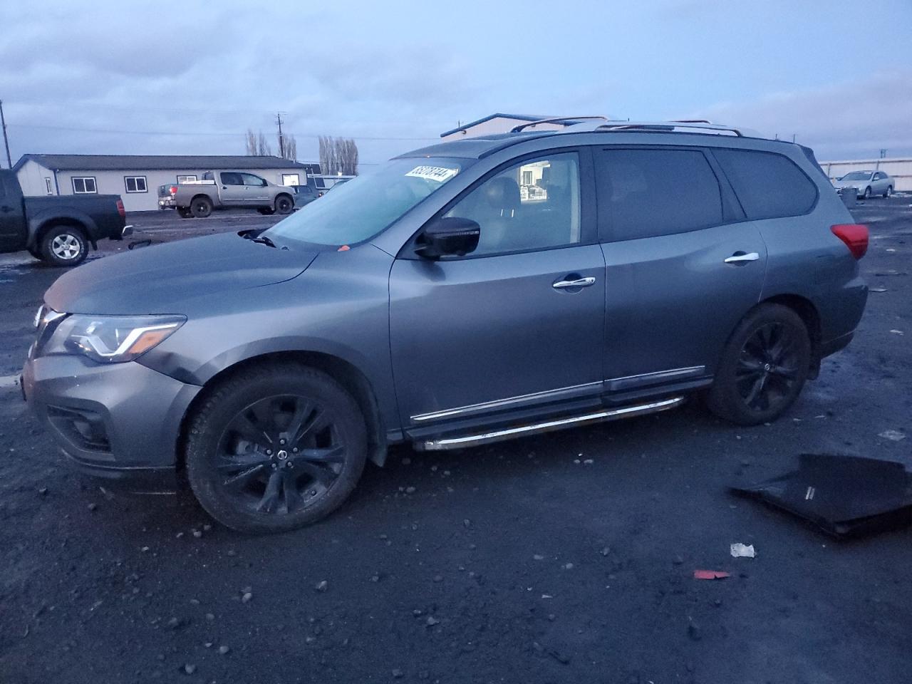 2017 Nissan Pathfinder SL, VIN 5N1DR2MM6HC658847 — Механическое