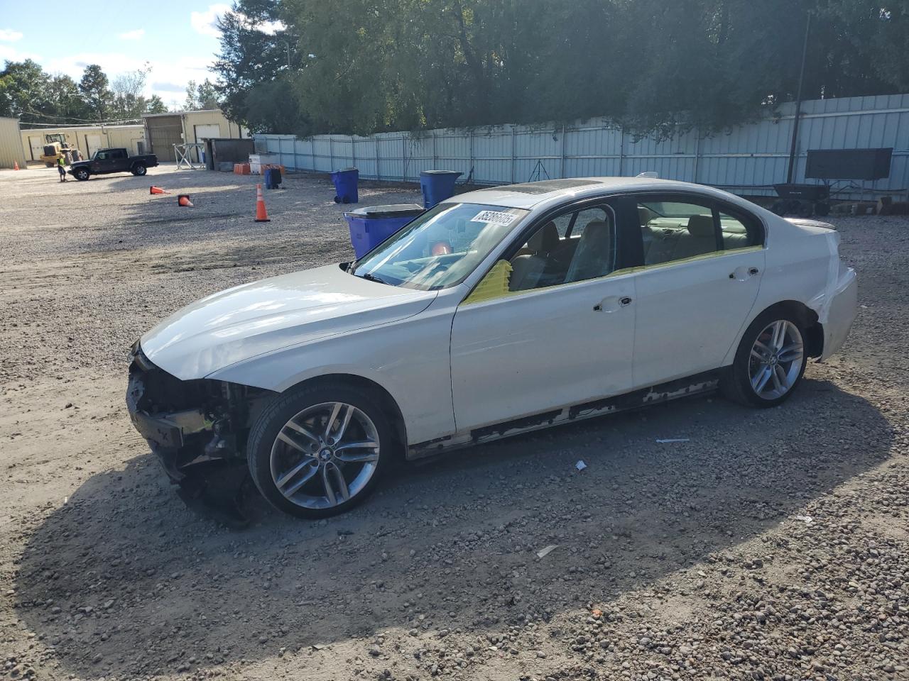 2015 BMW 3 Series 328i xDrive, VIN WBA3B5G50FNS13366 — Front end