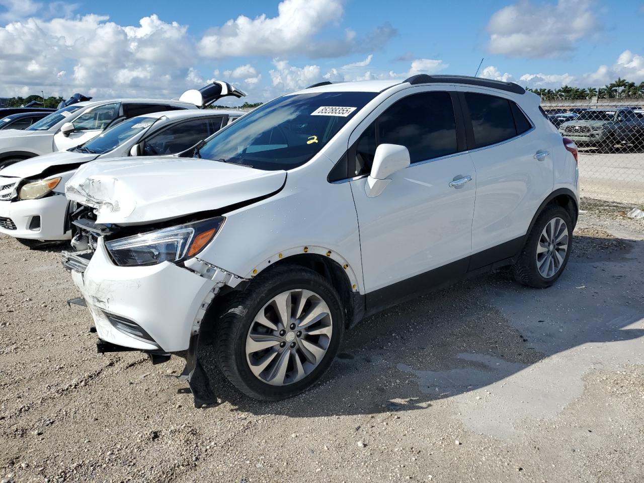2020 Buick Encore Preferred, VIN KL4CJASB4LB011780 — Фото с аукциона