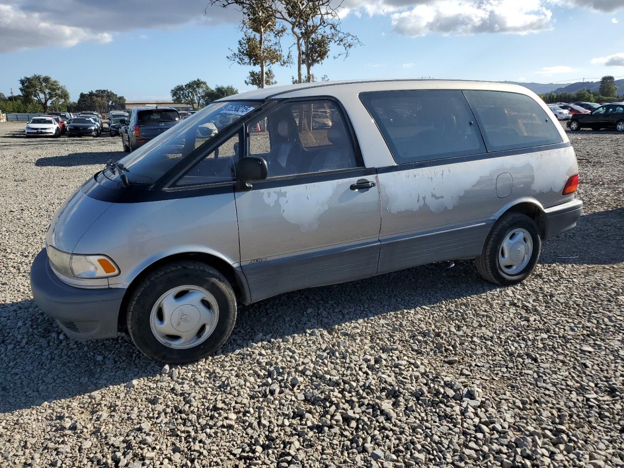 1997 Toyota Previa, VIN JT3HK23M5V1079095 — Minor dents and scratches