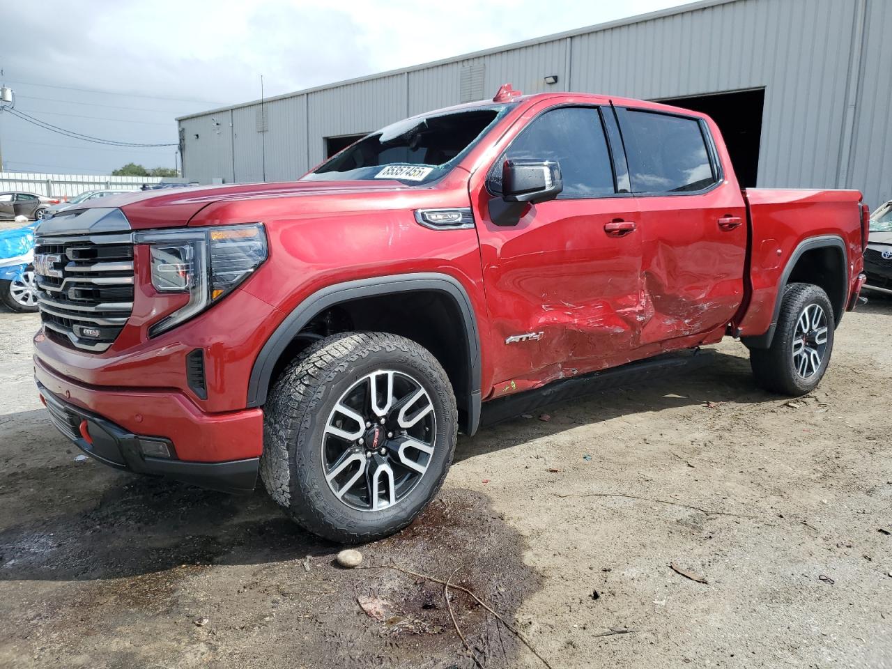 2024 GMC Sierra 1500 AT4, VIN 3GTUUEELXRG460457 — Бок