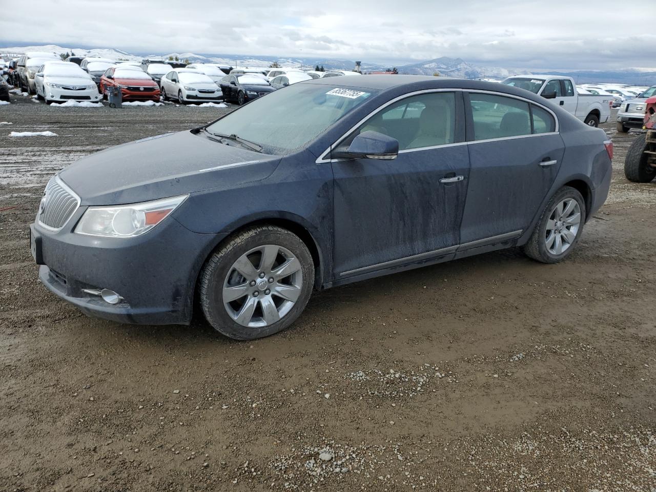 2011 Buick LaCrosse CXL, VIN 1G4GC5GD7BF272102 — Normal wear