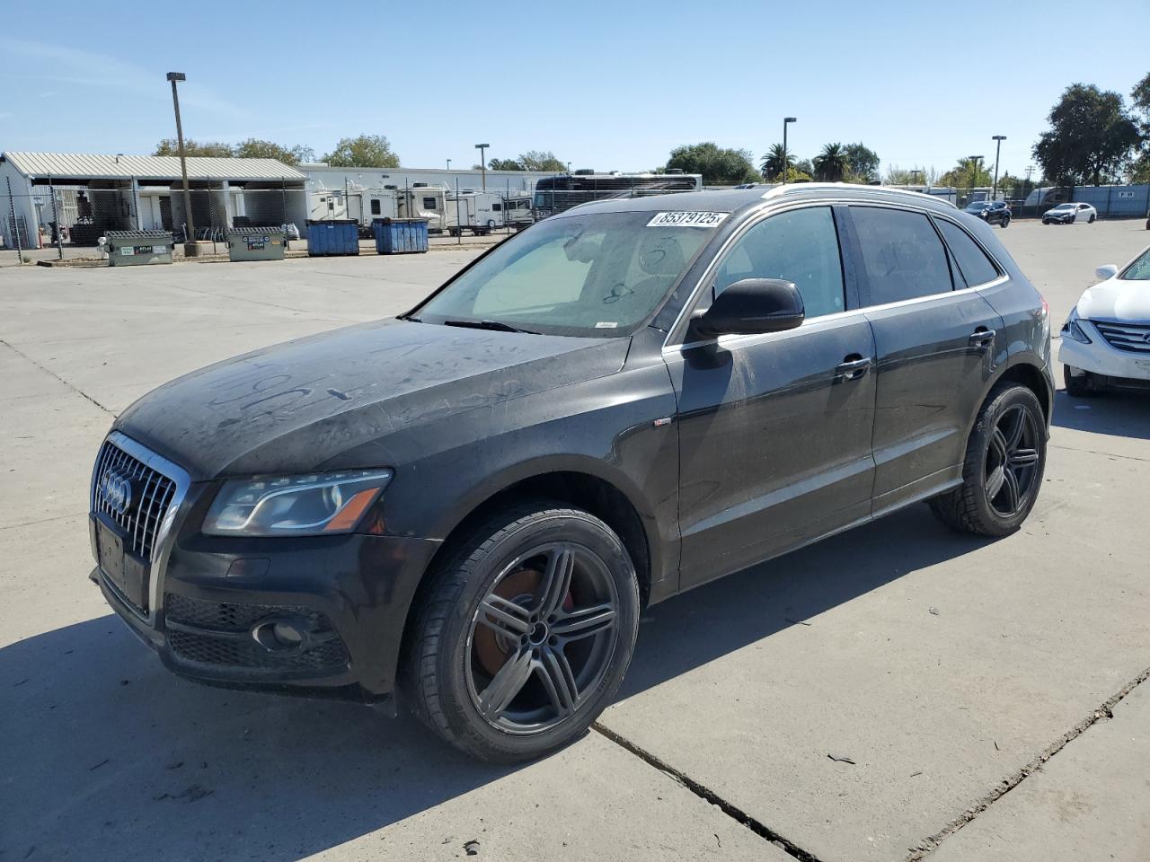 2011 Audi Q5 Premium Plus, VIN WA1DKAFP6BA118017 — Minor dents and scratches