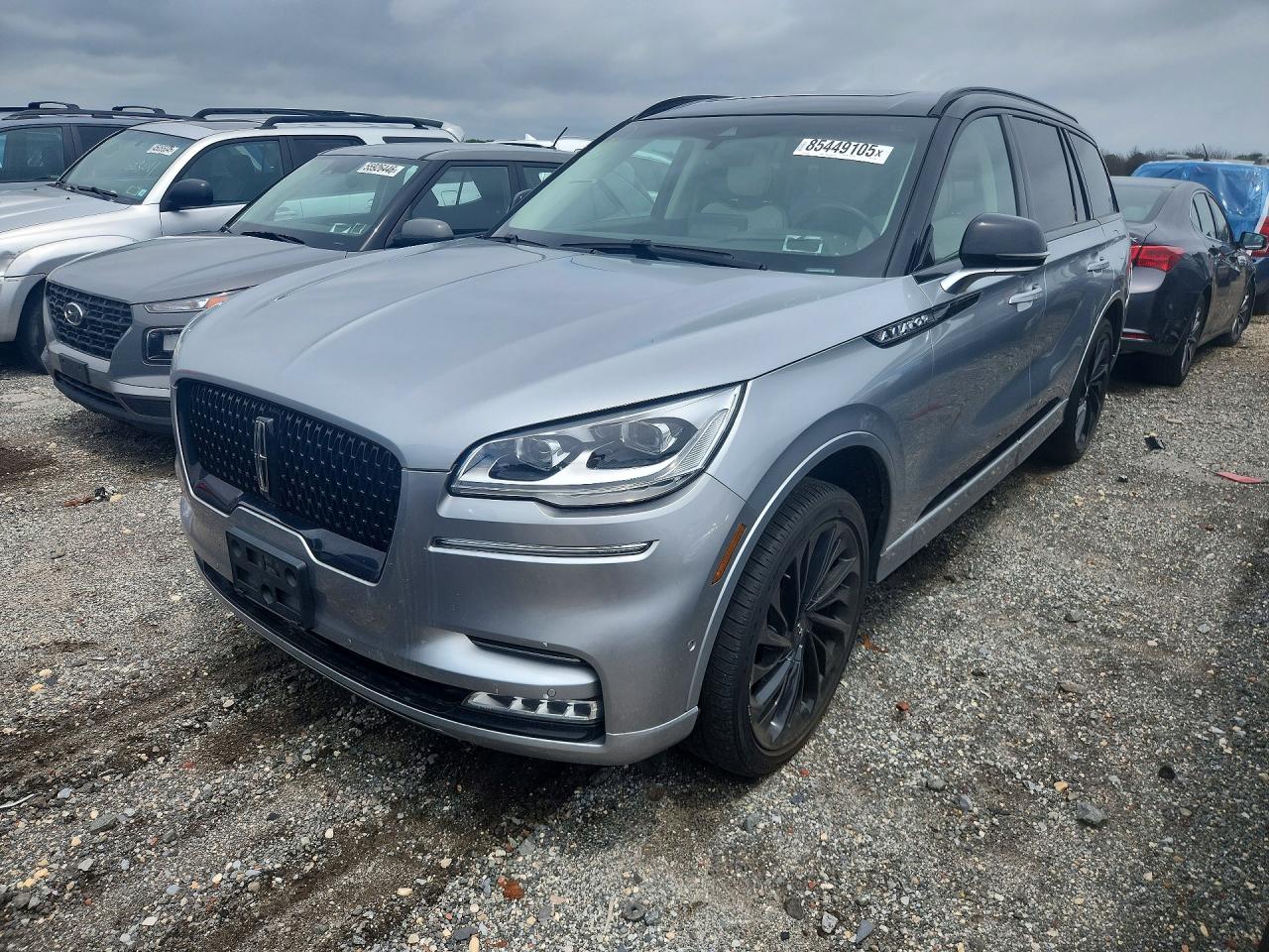 2023 Lincoln Aviator Black Label, VIN 5LM5J9XC0PGL21358 — Rear end
