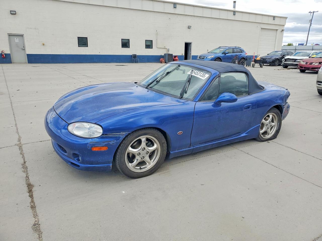 1999 Mazda MX-5 Miata, VIN JM1NB3535X0131049 — Rear end