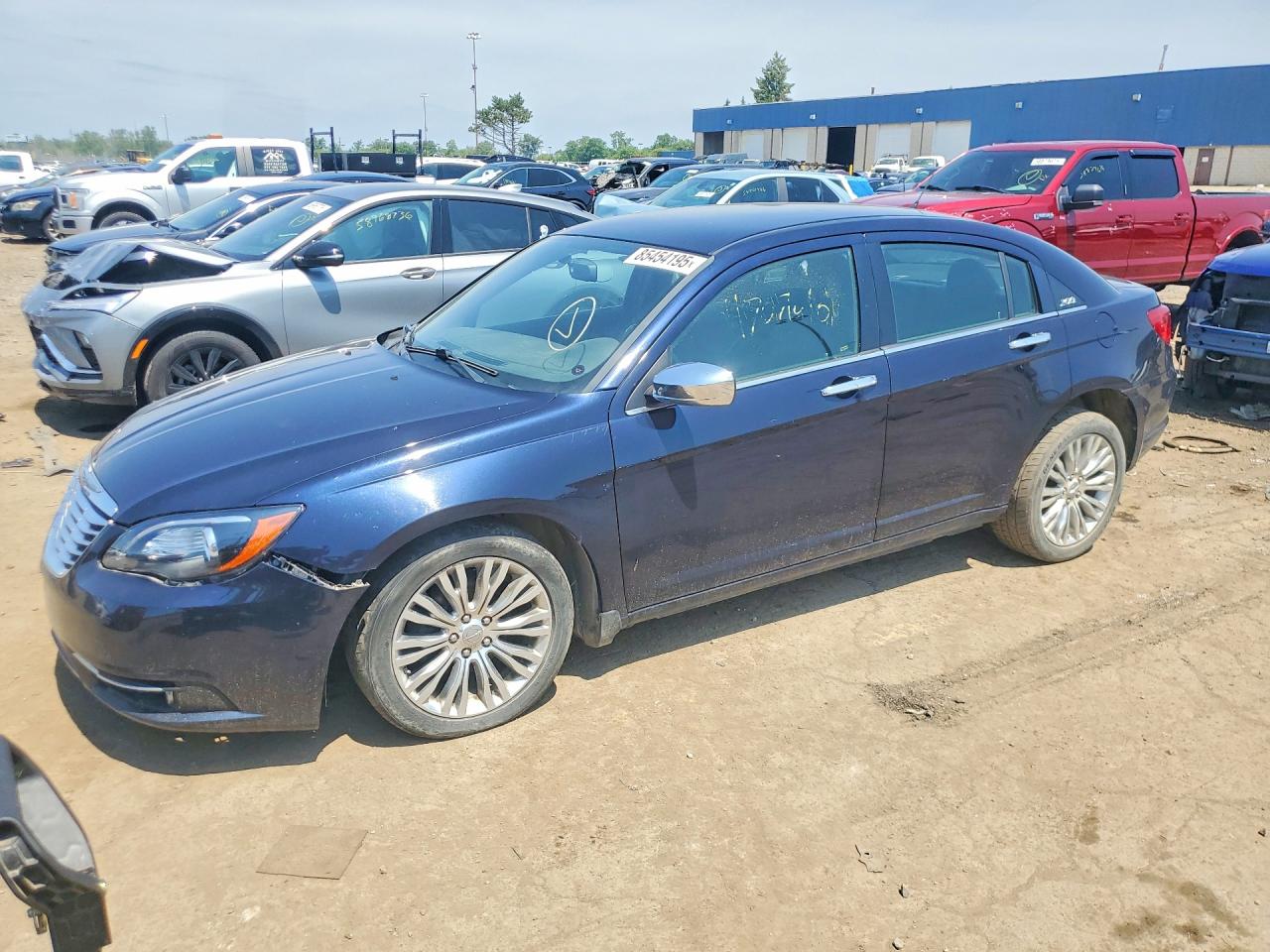 2012 Chrysler 200 Limited, VIN 1C3CCBCG9CN326643 — Front end