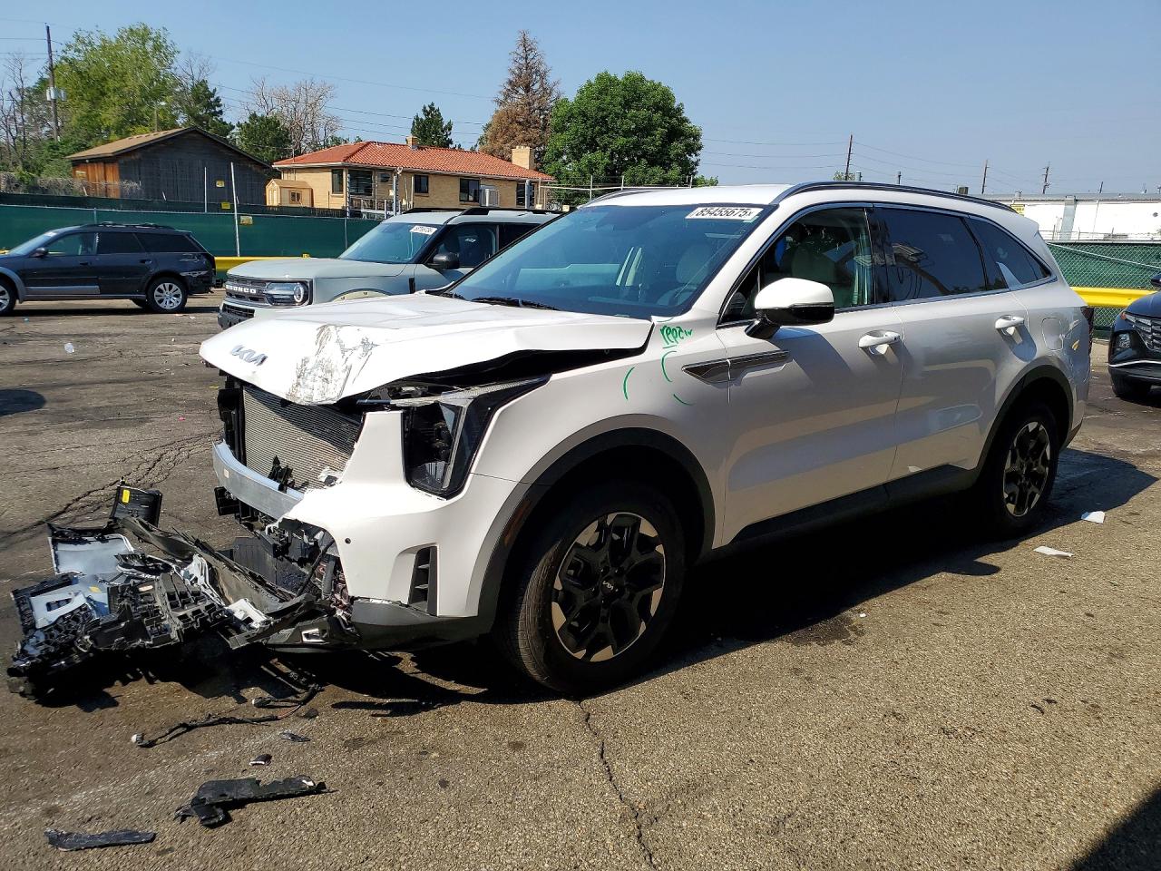 2025 Kia Sorento S, VIN 5XYRLDJC3SG406009 — Front end