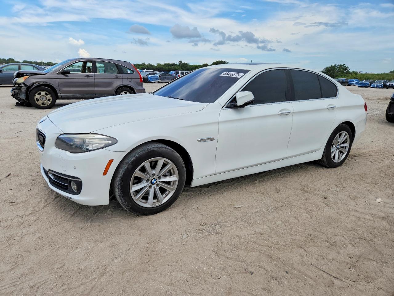 2014 BMW 5 Series 528i, VIN WBA5A5C55ED500756 — Minor dents and scratches