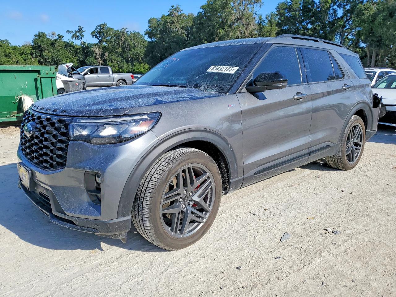 2025 Ford Explorer ST-Line, VIN 1FMUK7KH2SGC17255 — Зад