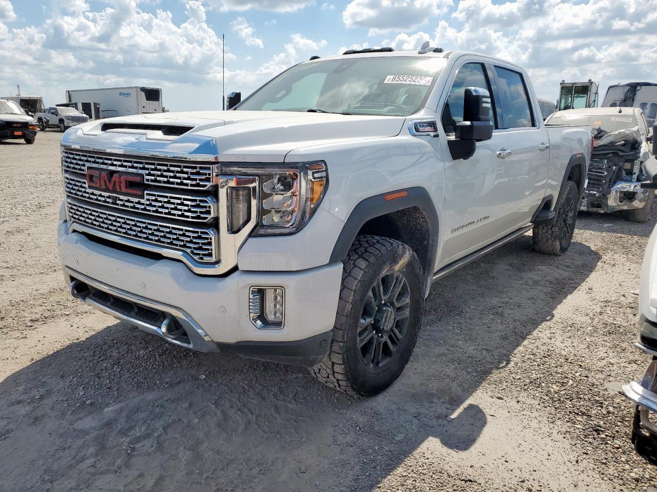 2021 GMC Sierra 2500HD Denali, VIN 1GT49REY2MF295325 — Vandalism