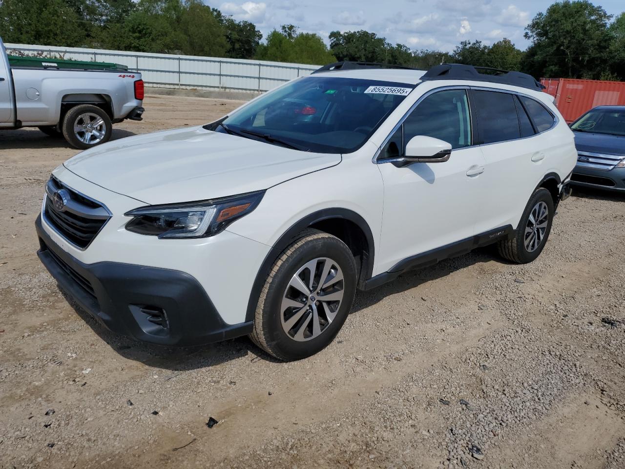 2020 Subaru Outback Premium, VIN 4S4BTACC6L3172950 — Undercarriage