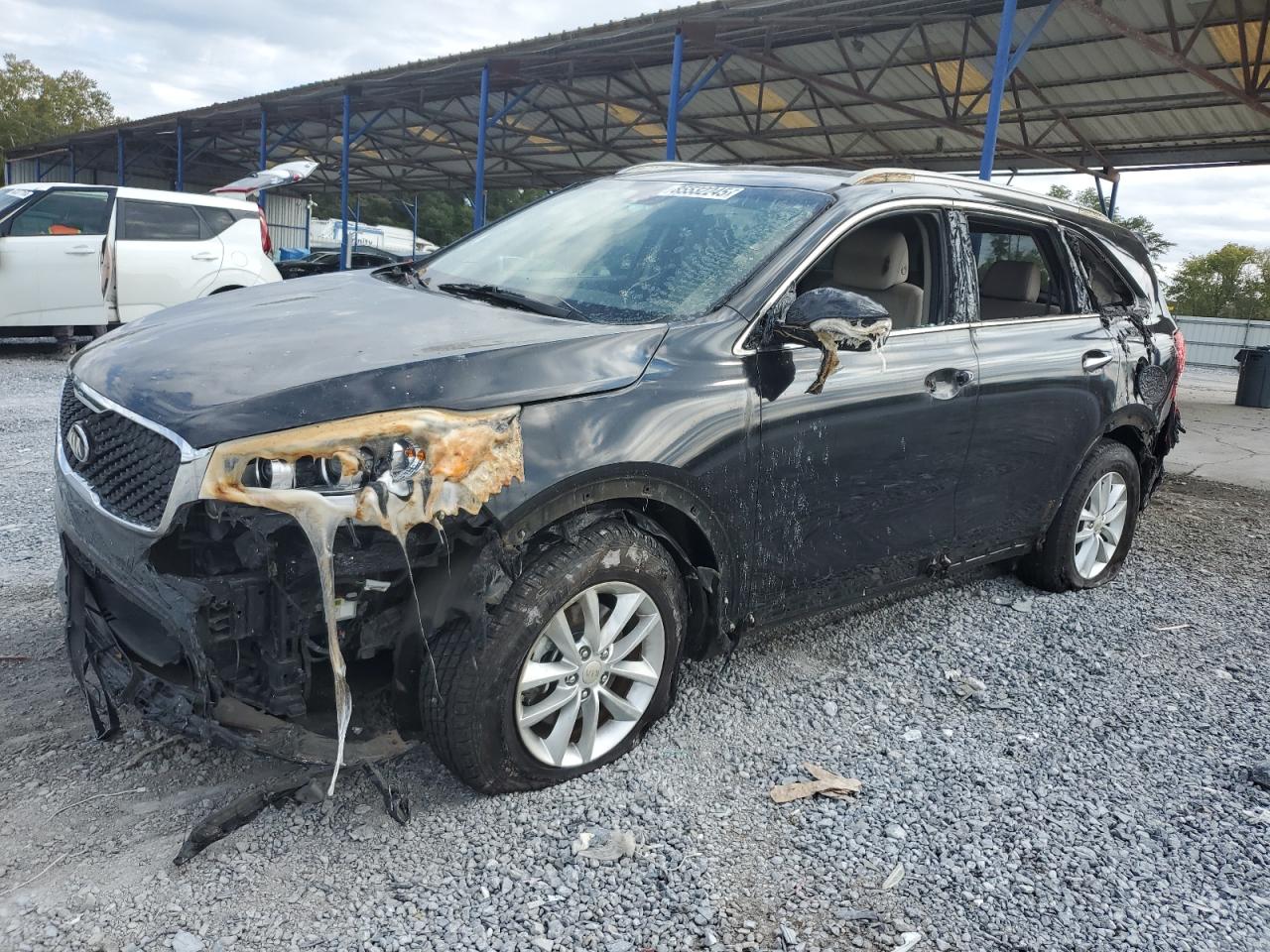 2017 Kia Sorento LX, VIN 5XYPG4A33HG209748 — Burn