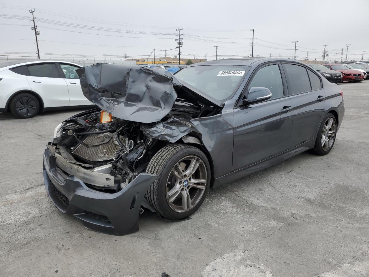 2013 BMW 3 Series 328i, VIN WBA3C1C55DF444119 — Front end