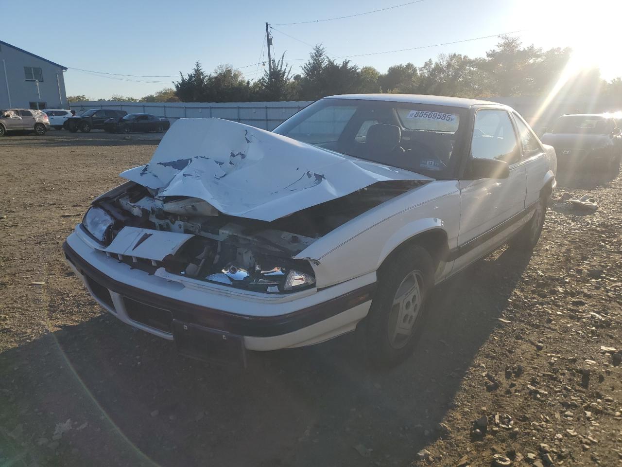 1989 Pontiac Grand Prix, VIN 1G2WJ14T2KF287248 — Front end