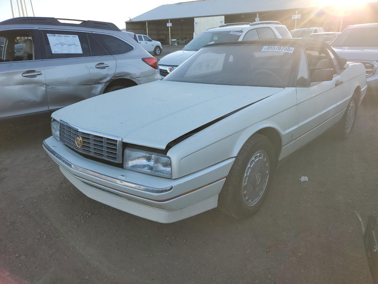 1989 Cadillac Allante, VIN 1G6VR3186KU101365 — Minor dents and scratches