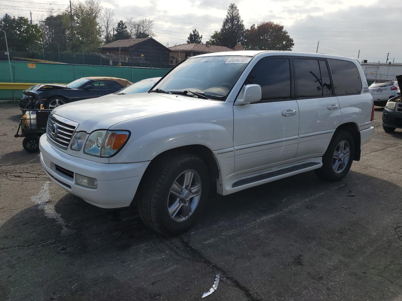 2006 Lexus LX 470, VIN JTJHT00W864010434 — Мелкие вмятины и царапины