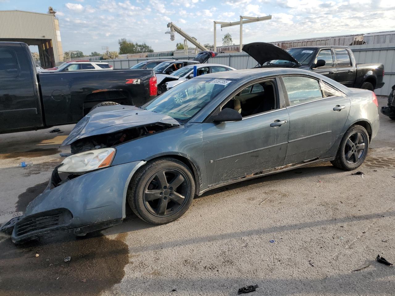 2006 Pontiac G6 GT, VIN 1G2ZH558064216223 — Front end