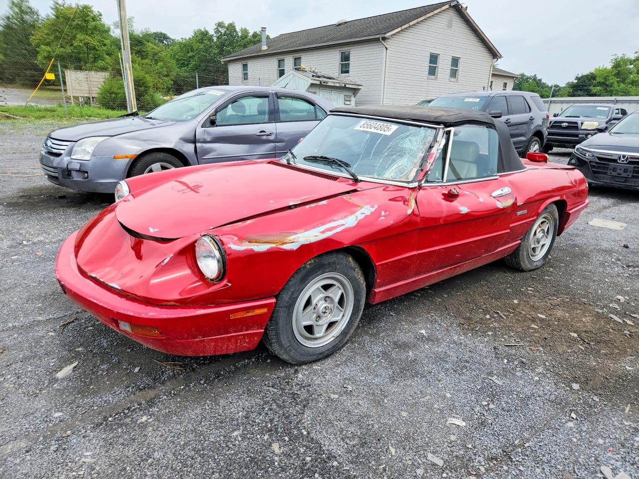 1991 Alfa Romeo Spider, VIN ZARBB32G1M6005201 — Front end