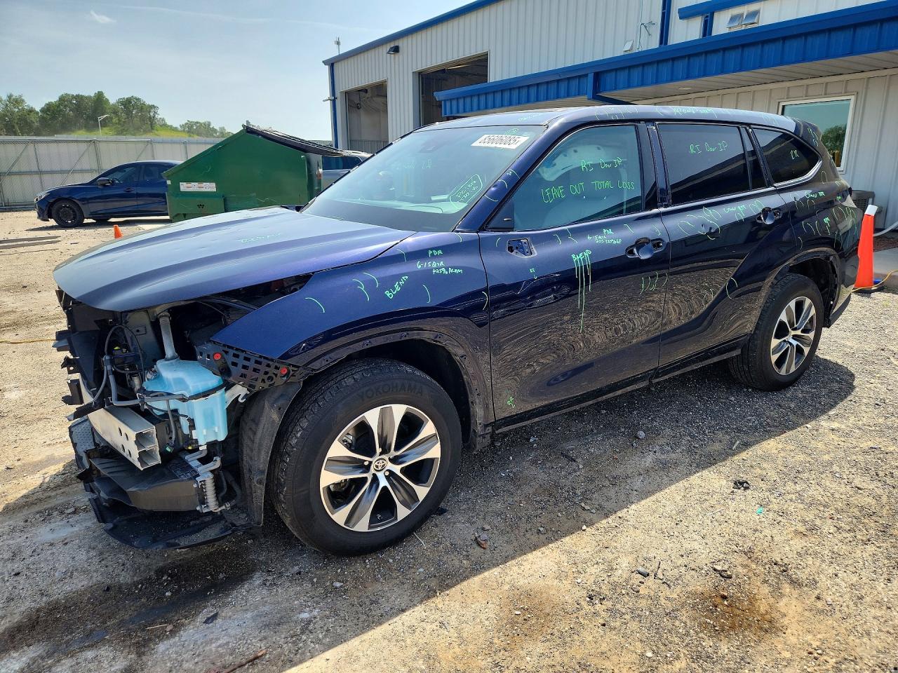 2021 Toyota Highlander Hybrid XLE, VIN 5TDGBRCH3MS535406 — Hail