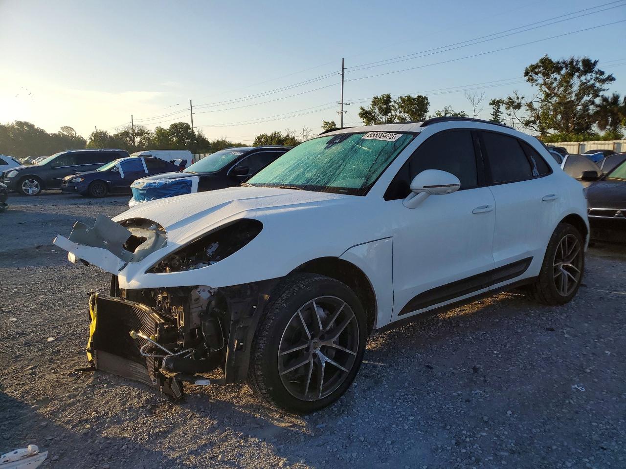 2023 Porsche Macan, VIN WP1AA2A52PLB21837 — Front end