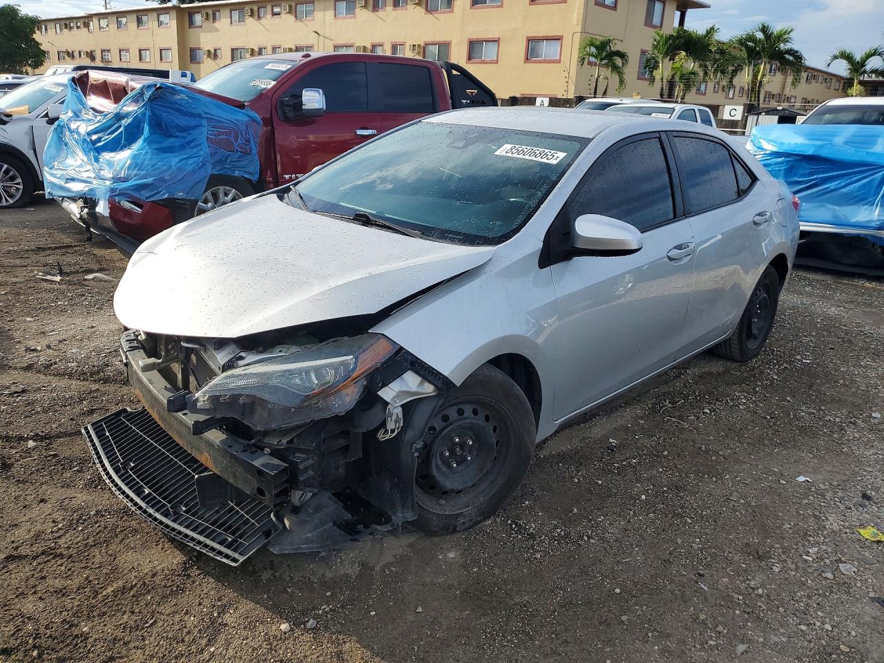 2018 Toyota Corolla SE, VIN 5YFBURHEXJP834303 — Front end