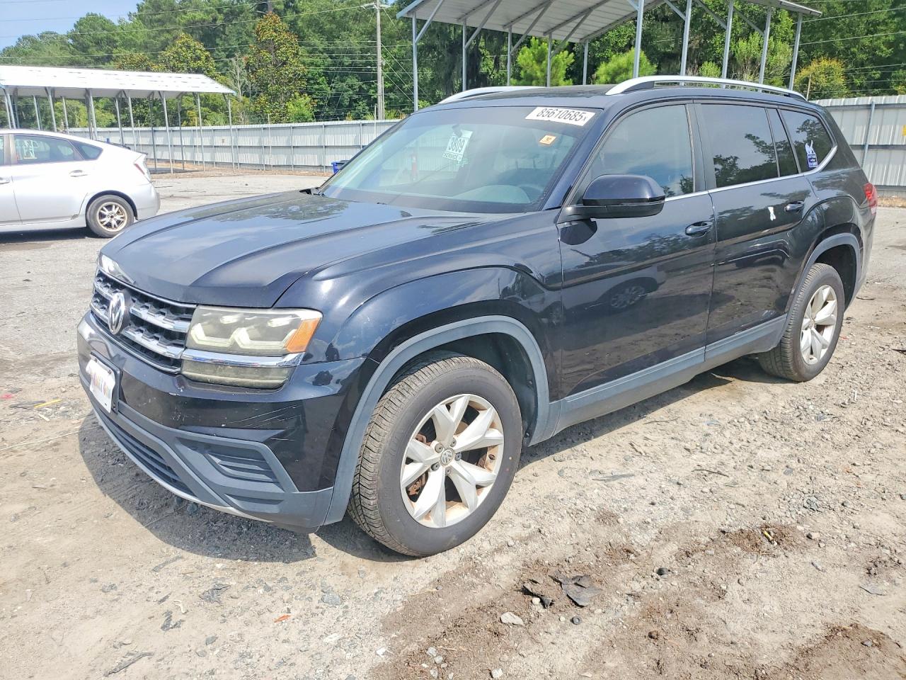 2018 Volkswagen Atlas Launch Edition, VIN 1V2BR2CA5JC502337 — Side