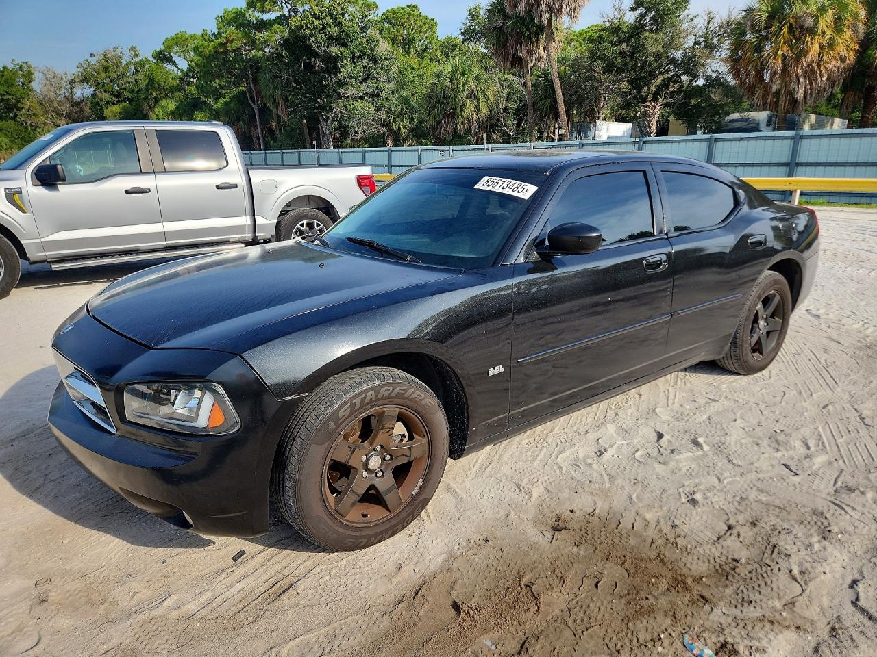 2010 Dodge Charger SXT, VIN 2B3CA3CV6AH154276 — Front end