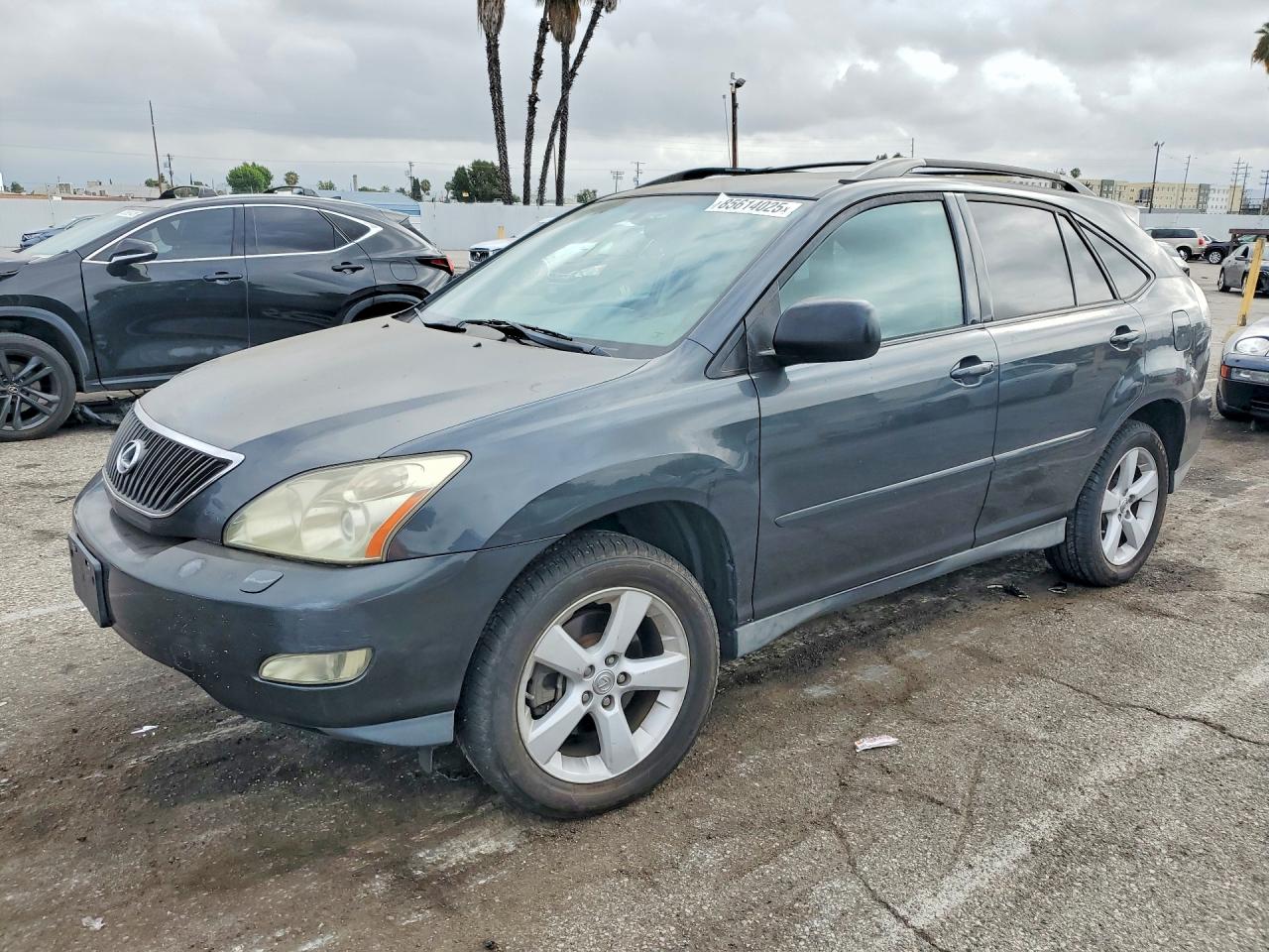 2007 Lexus RX 350, VIN 2T2GK31U27C009628 — Side