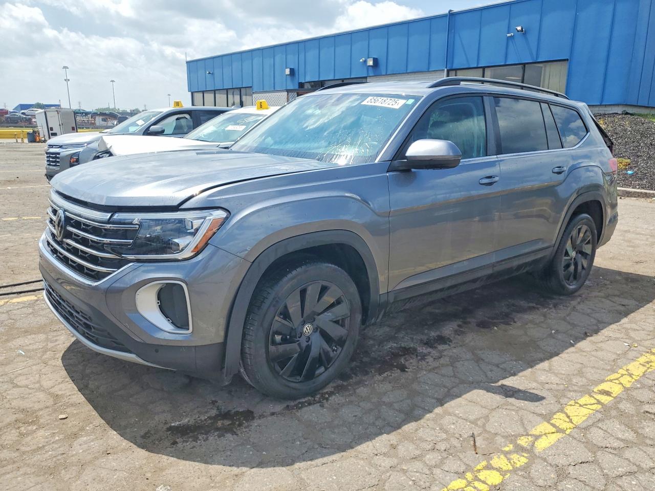 2024 Volkswagen Atlas SE, VIN 1V2HR2CA4RC619199 — Зад