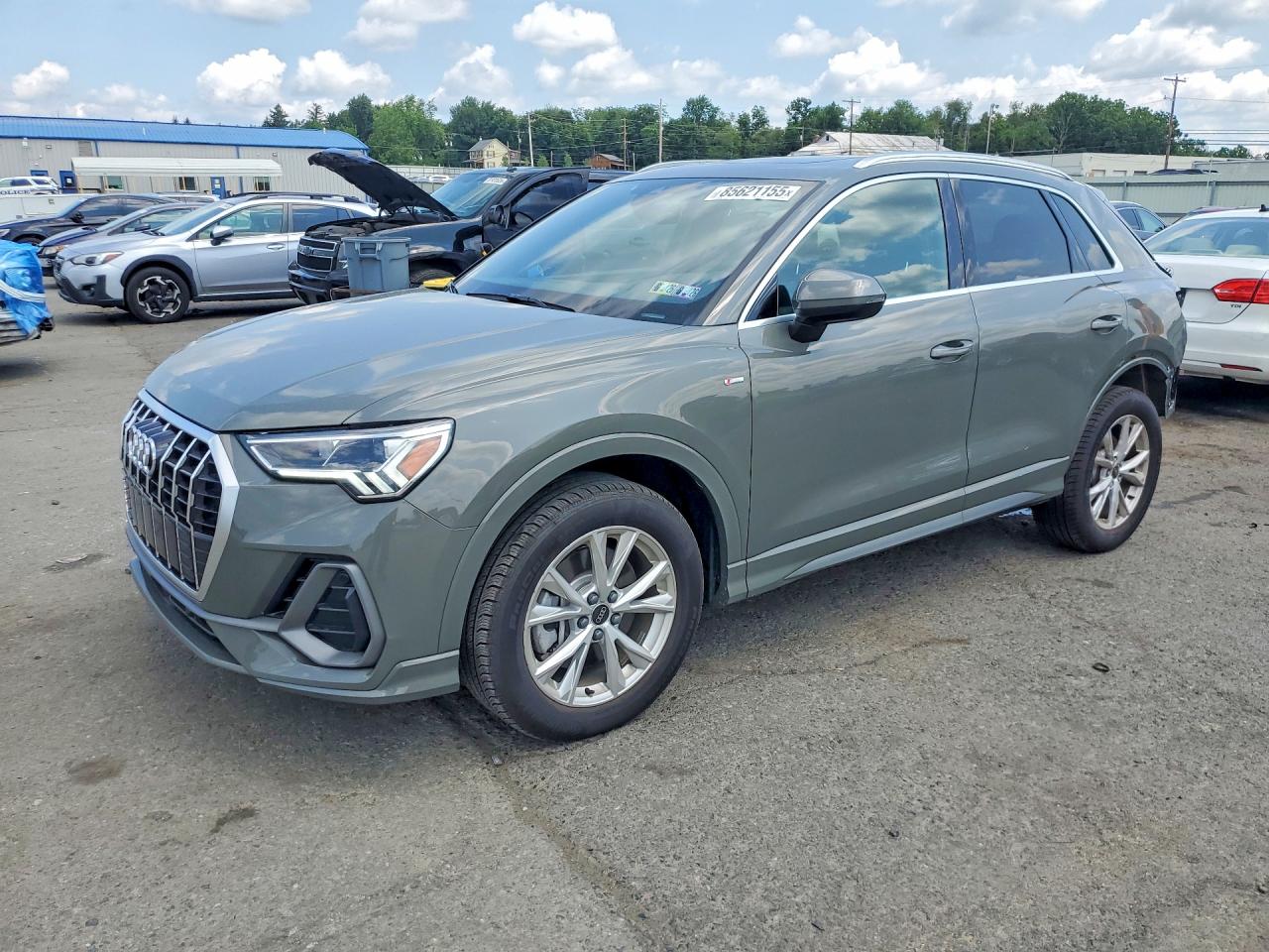 2025 Audi Q3 S line Premium, VIN WA1DECF39S1033544 — Rear end