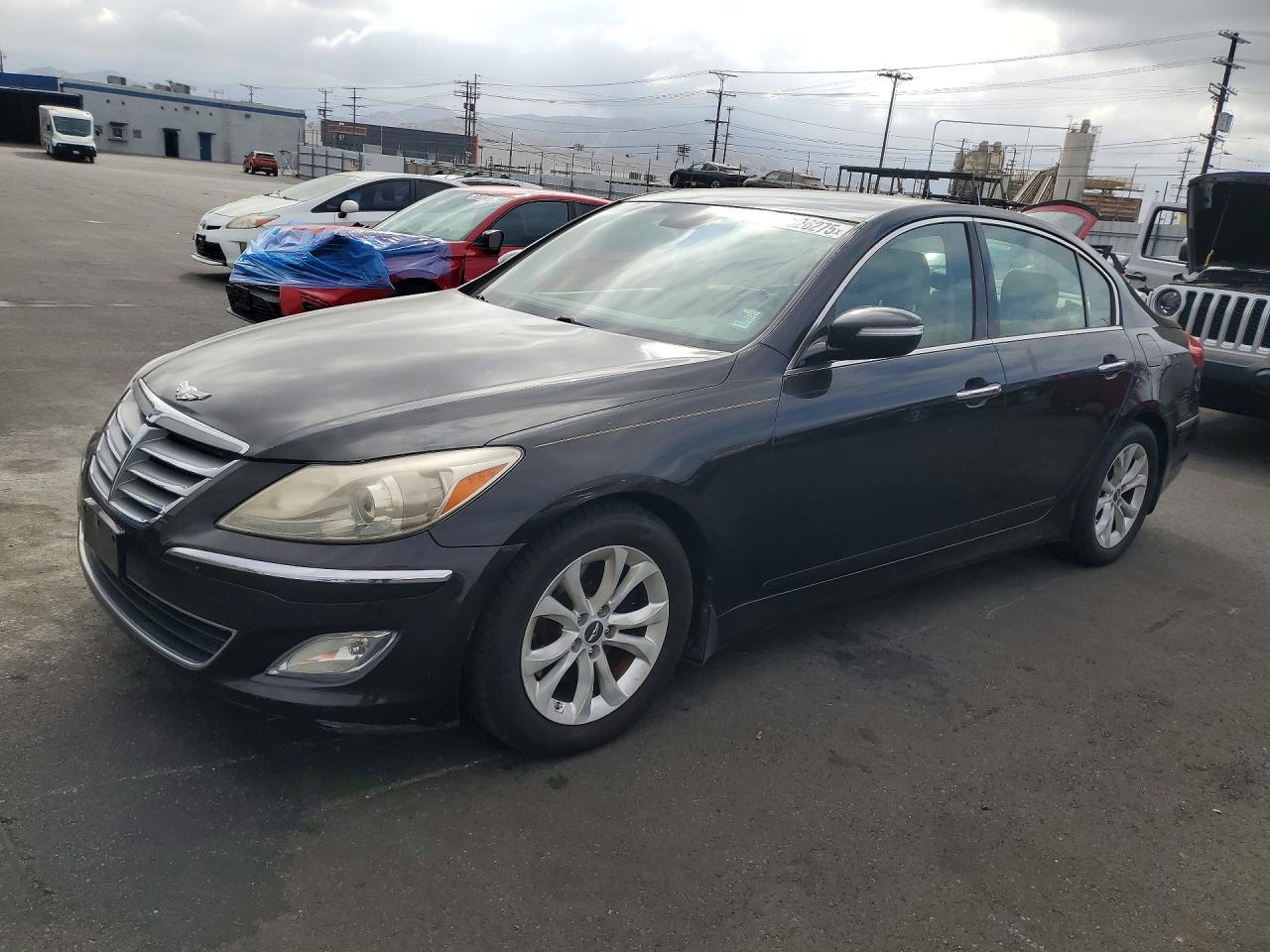 2013 Hyundai Genesis 3.8L, VIN KMHGC4DD1DU246169 — Minor dents and scratches