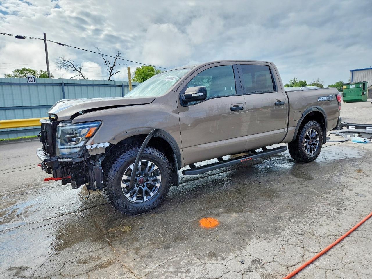 2023 Nissan Titan Pro-4X, VIN 1N6AA1ED1PN112643 — Front end