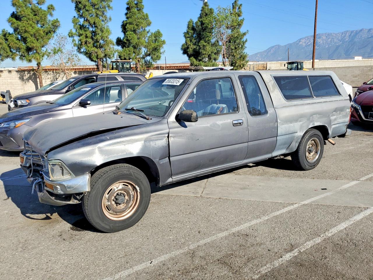 1991 Toyota Pickup DLX, VIN JT4RN93P1M5038691 — All over