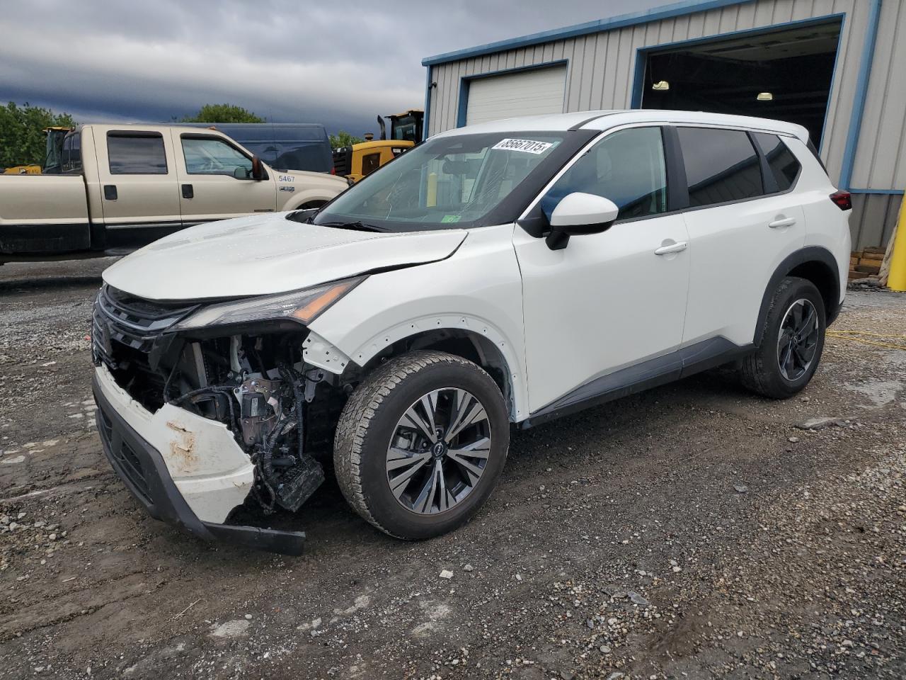 2025 Nissan Rogue SV, VIN 5N1BT3BBXSC819062 — Partial repair