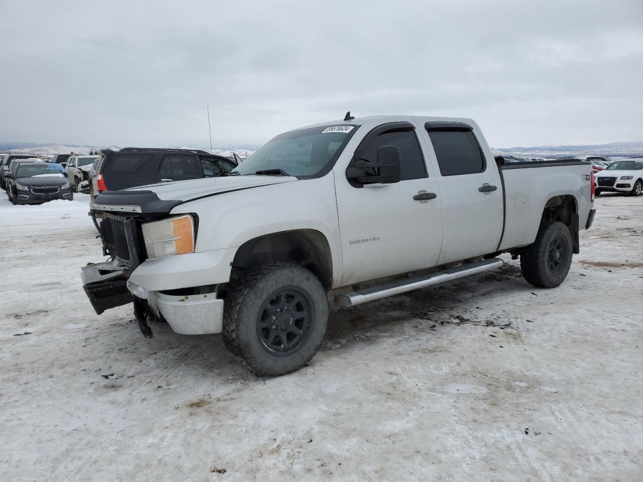 2010 GMC Sierra 2500HD SLE, VIN 1GT4K0BG8AF151964 — Front end